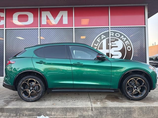 2025 Alfa Romeo Stelvio STELVIO INTENSA AWD 2025 Alfa Romeo Stelvio STELVIO INTENSA AWD