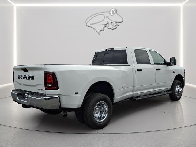 2026 RAM Ram 3500 RAM 3500 TRADESMAN CREW CAB 4X4 8 BOX