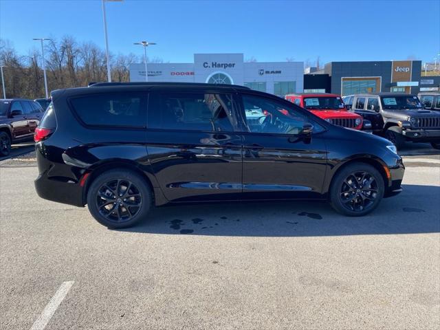 2026 Chrysler Pacifica PACIFICA LIMITED AWD