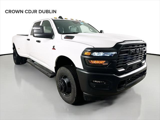 2026 RAM Ram 3500 RAM 3500 TRADESMAN CREW CAB 4X4 8 BOX