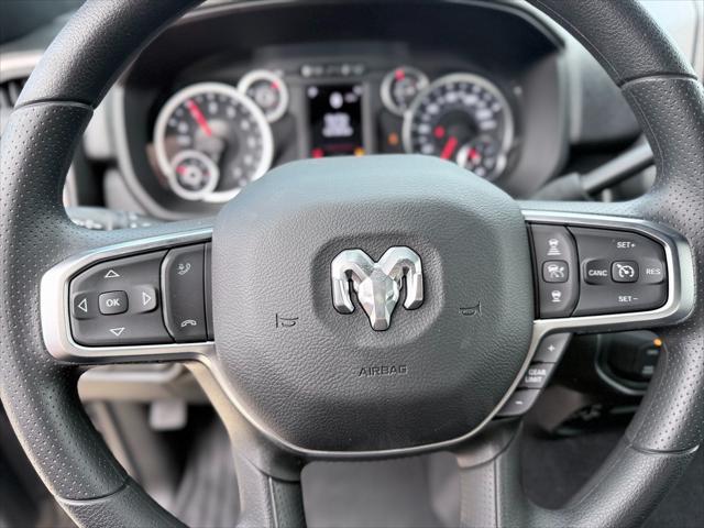 2026 RAM Ram 2500 RAM 2500 BLACK EXPRESS CREW CAB 4X4 64 BOX 2026 RAM Ram 2500 RAM 2500 BLACK EXPRESS CREW CAB 4X4 64 BOX