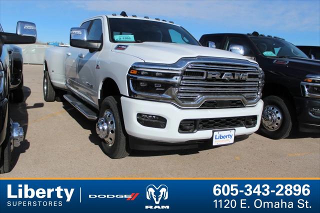 2026 RAM Ram 3500 RAM 3500 LARAMIE CREW CAB 4X4 8 BOX