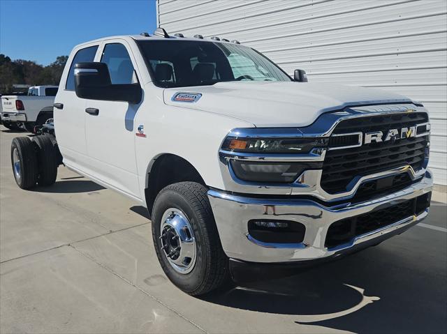 2026 RAM Ram 3500 Chassis Cab RAM 3500 TRADESMAN CREW CAB CHASSIS 4X4 60 CA 2026 RAM Ram 3500 Chassis Cab RAM 3500 TRADESMAN CREW CAB CHASSIS 4X4 60 CA