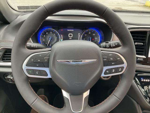 2026 Chrysler Pacifica Pinnacle AWD