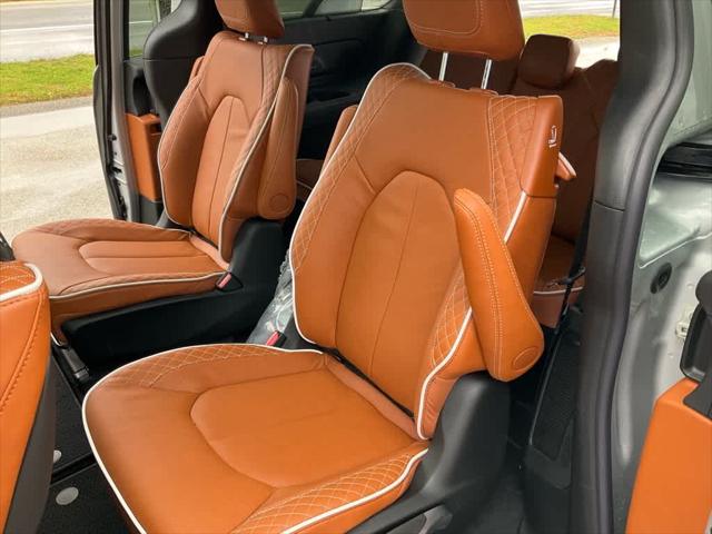 2026 Chrysler Pacifica Pinnacle AWD