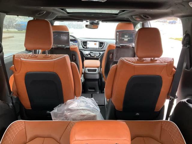 2026 Chrysler Pacifica Pinnacle AWD