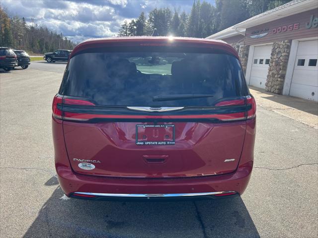 2026 Chrysler Pacifica Select AWD