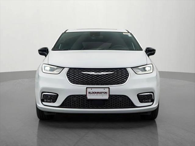 2026 Chrysler Pacifica PACIFICA LIMITED AWD