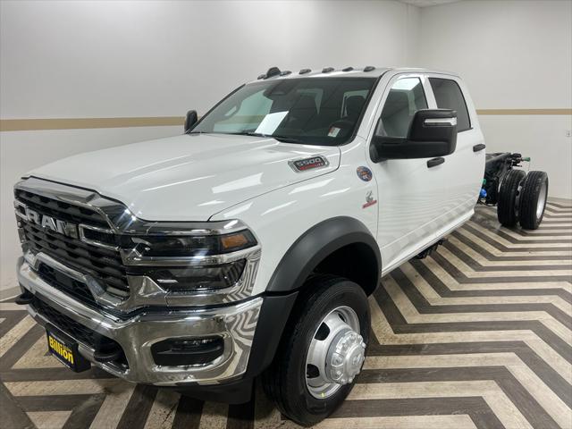 2026 RAM Ram 5500 Chassis Cab RAM 5500 TRADESMAN CHASSIS CREW CAB 4X4 84 CA