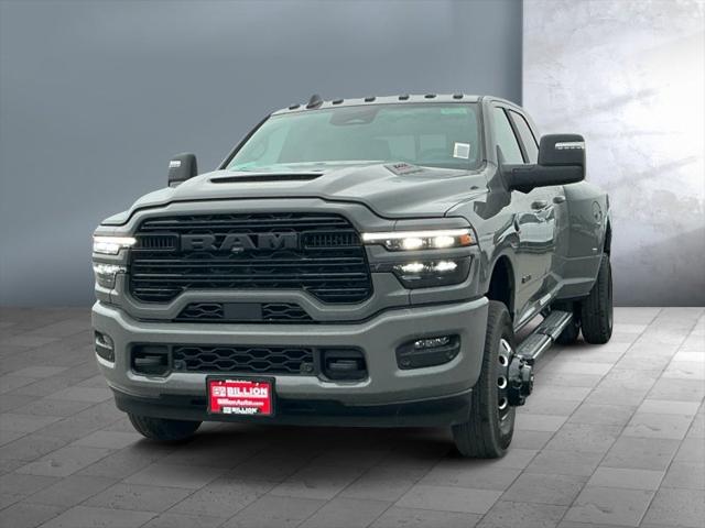 2026 RAM Ram 3500 RAM 3500 LARAMIE MEGA CAB 4X4 64 BOX