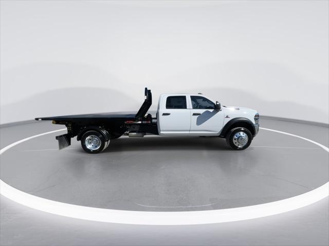 2026 RAM Ram 5500 Chassis Cab RAM 5500 TRADESMAN CHASSIS CREW CAB 4X4 84 CA