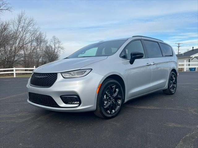 2026 Chrysler Pacifica PACIFICA SELECT