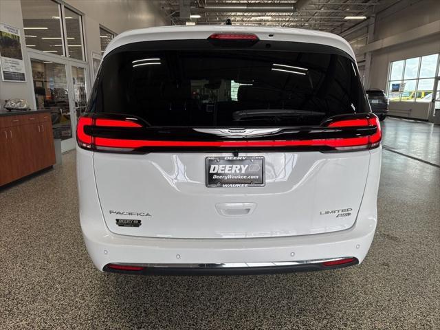 2026 Chrysler Pacifica Limited AWD