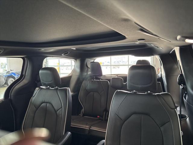 2026 Chrysler Pacifica Limited AWD