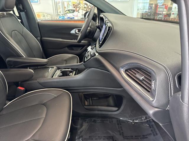 2026 Chrysler Pacifica Limited AWD
