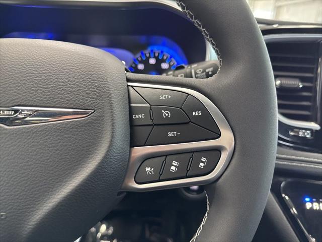 2026 Chrysler Pacifica Limited AWD