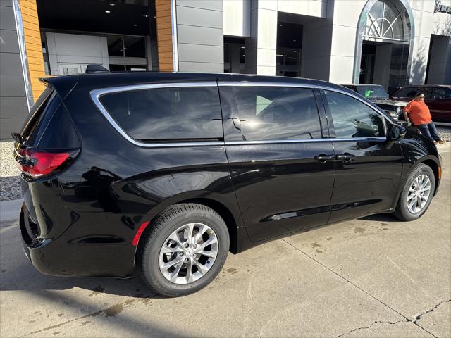 2026 Chrysler Pacifica PACIFICA LIMITED 2026 Chrysler Pacifica PACIFICA LIMITED