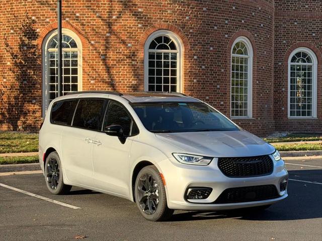 2026 Chrysler Pacifica PACIFICA SELECT