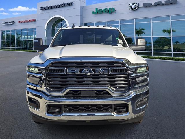 2026 RAM Ram 3500 RAM 3500 TRADESMAN CREW CAB 4X4 8 BOX