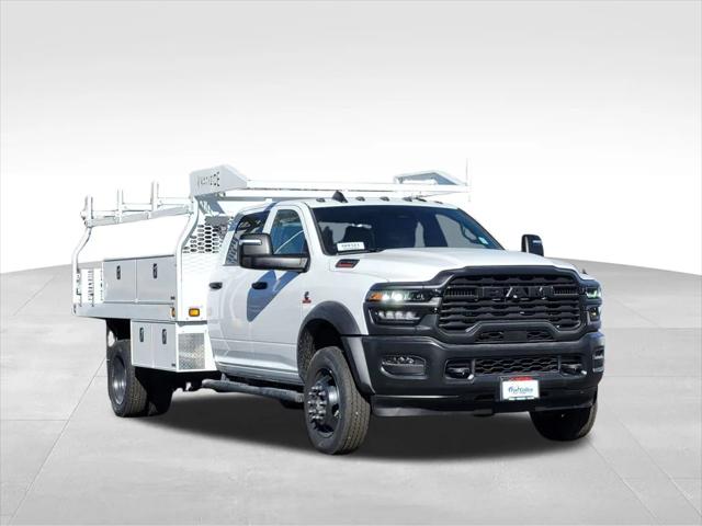 2026 RAM Ram 5500 Chassis Cab RAM 5500 TRADESMAN CHASSIS CREW CAB 4X4 84 CA