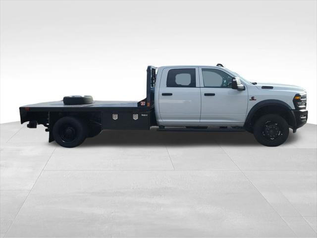 2026 RAM Ram 5500 Chassis Cab RAM 5500 TRADESMAN CHASSIS CREW CAB 4X4 84 CA 2026 RAM Ram 5500 Chassis Cab RAM 5500 TRADESMAN CHASSIS CREW CAB 4X4 84 CA