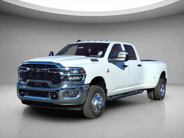 2026 RAM Ram 3500 RAM 3500 TRADESMAN CREW CAB 4X4 8 BOX