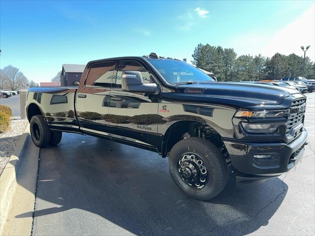 2026 RAM Ram 3500 RAM 3500 BIG HORN CREW CAB 4X4 8 BOX