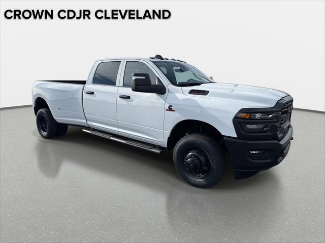 2026 RAM Ram 3500 RAM 3500 TRADESMAN CREW CAB 4X4 8 BOX