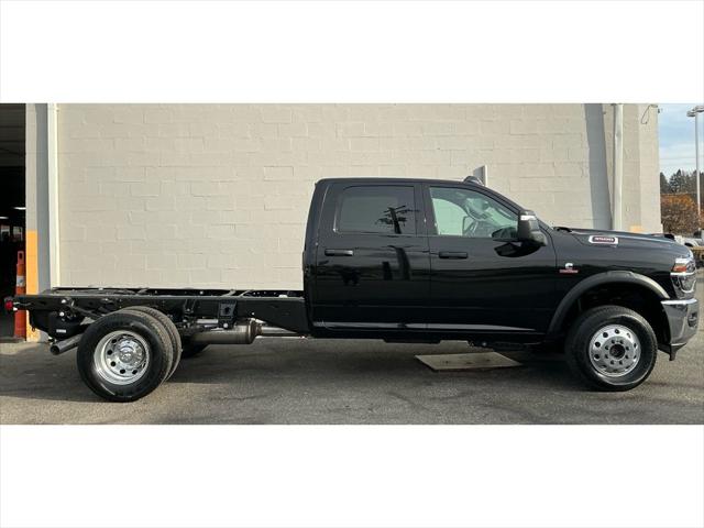 2026 RAM Ram 3500 Chassis Cab RAM 3500 TRADESMAN CREW CAB CHASSIS 4X4 60 CA 2026 RAM Ram 3500 Chassis Cab RAM 3500 TRADESMAN CREW CAB CHASSIS 4X4 60 CA
