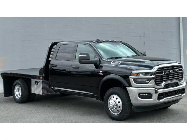 2026 RAM 3500 Chassis RAM 3500 TRADESMAN CREW CAB CHASSIS 4X4 60 CA 2026 RAM 3500 Chassis RAM 3500 TRADESMAN CREW CAB CHASSIS 4X4 60 CA