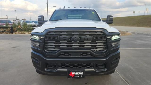 2026 RAM Ram 3500 Chassis Cab RAM 3500 TRADESMAN CREW CAB CHASSIS 4X4 60 CA