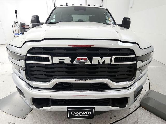 2026 RAM Ram 4500 Chassis Cab RAM 4500 TRADESMAN CHASSIS CREW CAB 4X4 60 CA
