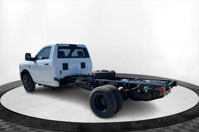 2026 RAM Ram 3500 Chassis Cab RAM 3500 TRADESMAN CHASSIS REGULAR CAB 4X4 84 CA 2026 RAM Ram 3500 Chassis Cab RAM 3500 TRADESMAN CHASSIS REGULAR CAB 4X4 84 CA