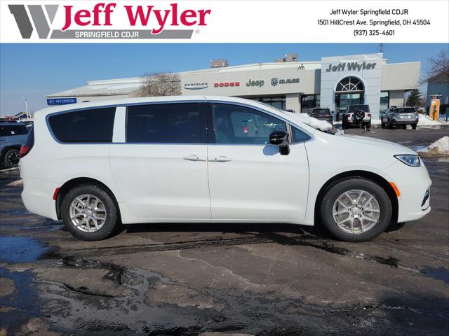 2026 Chrysler Pacifica PACIFICA SELECT
