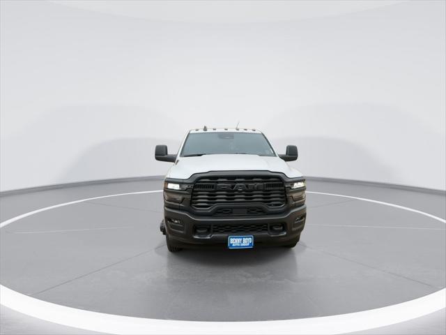 2026 RAM Ram 3500 Chassis Cab RAM 3500 TRADESMAN CREW CAB CHASSIS 4X4 60 CA