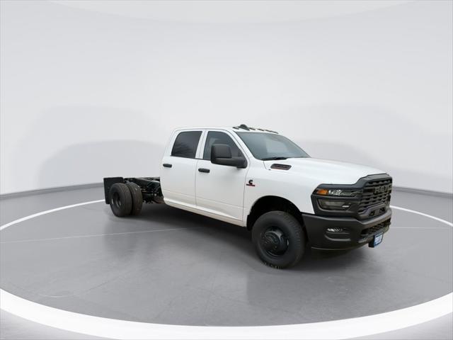 2026 RAM Ram 3500 Chassis Cab RAM 3500 TRADESMAN CREW CAB CHASSIS 4X4 60 CA
