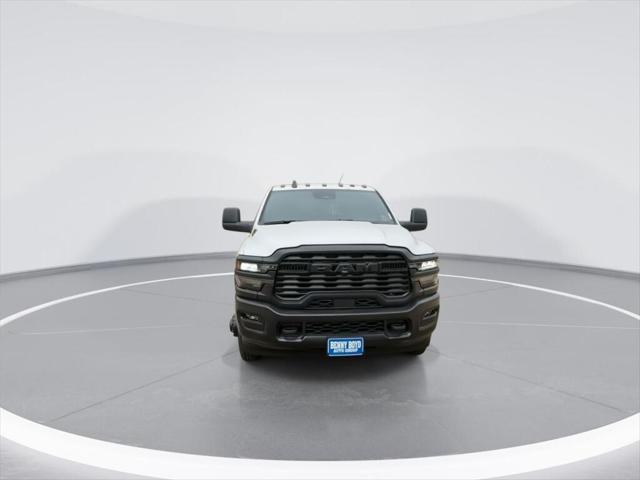 2026 RAM Ram 3500 Chassis Cab RAM 3500 TRADESMAN CREW CAB CHASSIS 4X4 60 CA