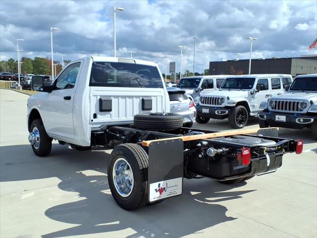 2026 RAM Ram 3500 Chassis Cab RAM 3500 TRADESMAN CHASSIS REGULAR CAB 4X4 60 CA