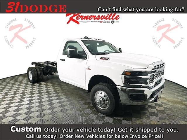 2026 RAM Ram 3500 Chassis Cab RAM 3500 TRADESMAN CHASSIS REGULAR CAB 4X4 84 CA 2026 RAM Ram 3500 Chassis Cab RAM 3500 TRADESMAN CHASSIS REGULAR CAB 4X4 84 CA