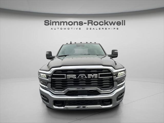 2026 RAM Ram 2500 RAM 2500 TRADESMAN CREW CAB 4X4 64 BOX
