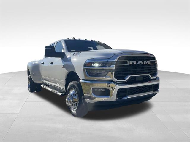 2026 RAM Ram 3500 RAM 3500 TRADESMAN CREW CAB 4X4 8 BOX 2026 RAM Ram 3500 RAM 3500 TRADESMAN CREW CAB 4X4 8 BOX