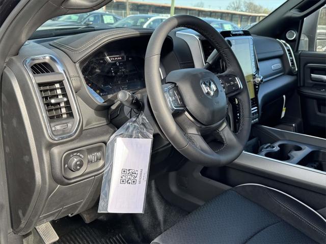 2026 RAM Ram 5500 Chassis Cab RAM 5500 BIG HORN CHASSIS CREW CAB 4X4 84 CA