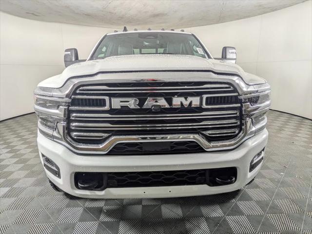 2026 RAM Ram 5500 Chassis Cab RAM 5500 BIG HORN CHASSIS CREW CAB 4X4 84 CA