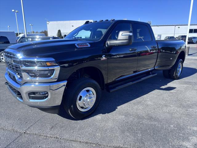 2026 RAM Ram 3500 RAM 3500 TRADESMAN CREW CAB 4X4 8 BOX 2026 RAM Ram 3500 RAM 3500 TRADESMAN CREW CAB 4X4 8 BOX