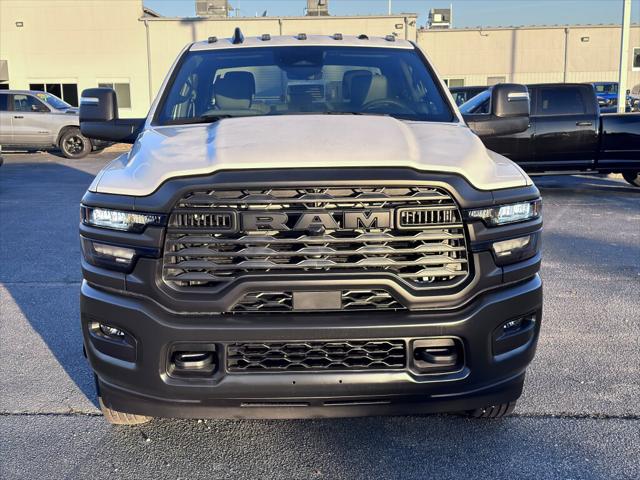 2026 RAM Ram 3500 Chassis Cab RAM 3500 TRADESMAN CREW CAB CHASSIS 4X4 60 CA 2026 RAM Ram 3500 Chassis Cab RAM 3500 TRADESMAN CREW CAB CHASSIS 4X4 60 CA