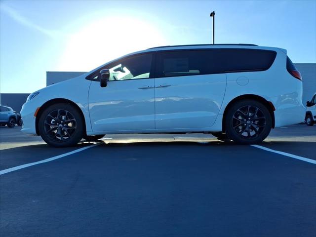 2026 Chrysler Pacifica PACIFICA SELECT 2026 Chrysler Pacifica PACIFICA SELECT