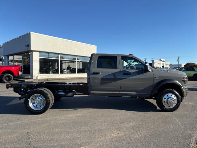 2026 RAM Ram 4500 Chassis Cab RAM 4500 TRADESMAN CHASSIS CREW CAB 4X4 60 CA 2026 RAM Ram 4500 Chassis Cab RAM 4500 TRADESMAN CHASSIS CREW CAB 4X4 60 CA