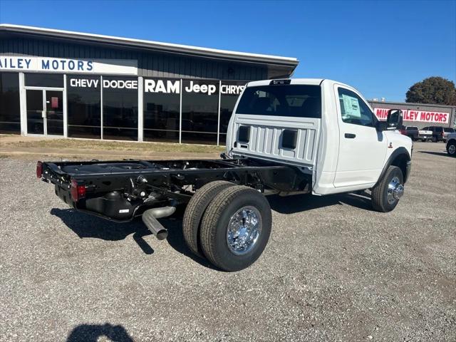 2026 RAM Ram 3500 Chassis Cab RAM 3500 TRADESMAN CHASSIS REGULAR CAB 4X4 60 CA 2026 RAM Ram 3500 Chassis Cab RAM 3500 TRADESMAN CHASSIS REGULAR CAB 4X4 60 CA