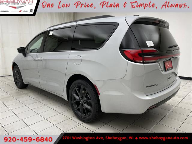 2026 Chrysler Pacifica PACIFICA LIMITED AWD