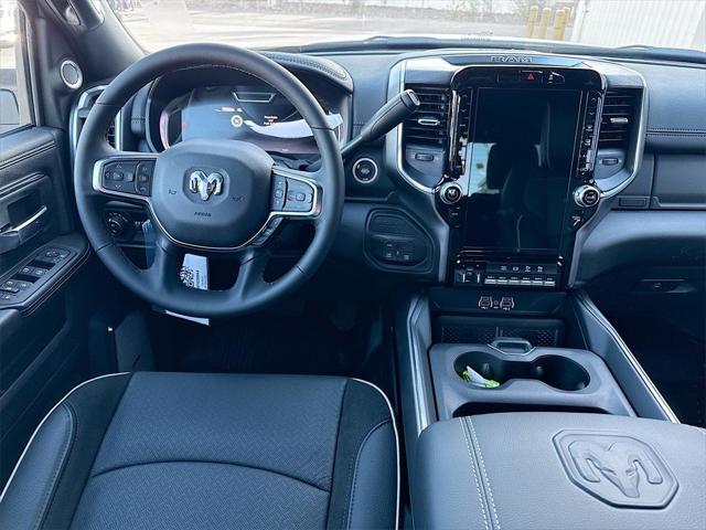 2026 RAM Ram 5500 Chassis Cab RAM 5500 BIG HORN CHASSIS CREW CAB 4X4 84 CA 2026 RAM Ram 5500 Chassis Cab RAM 5500 BIG HORN CHASSIS CREW CAB 4X4 84 CA